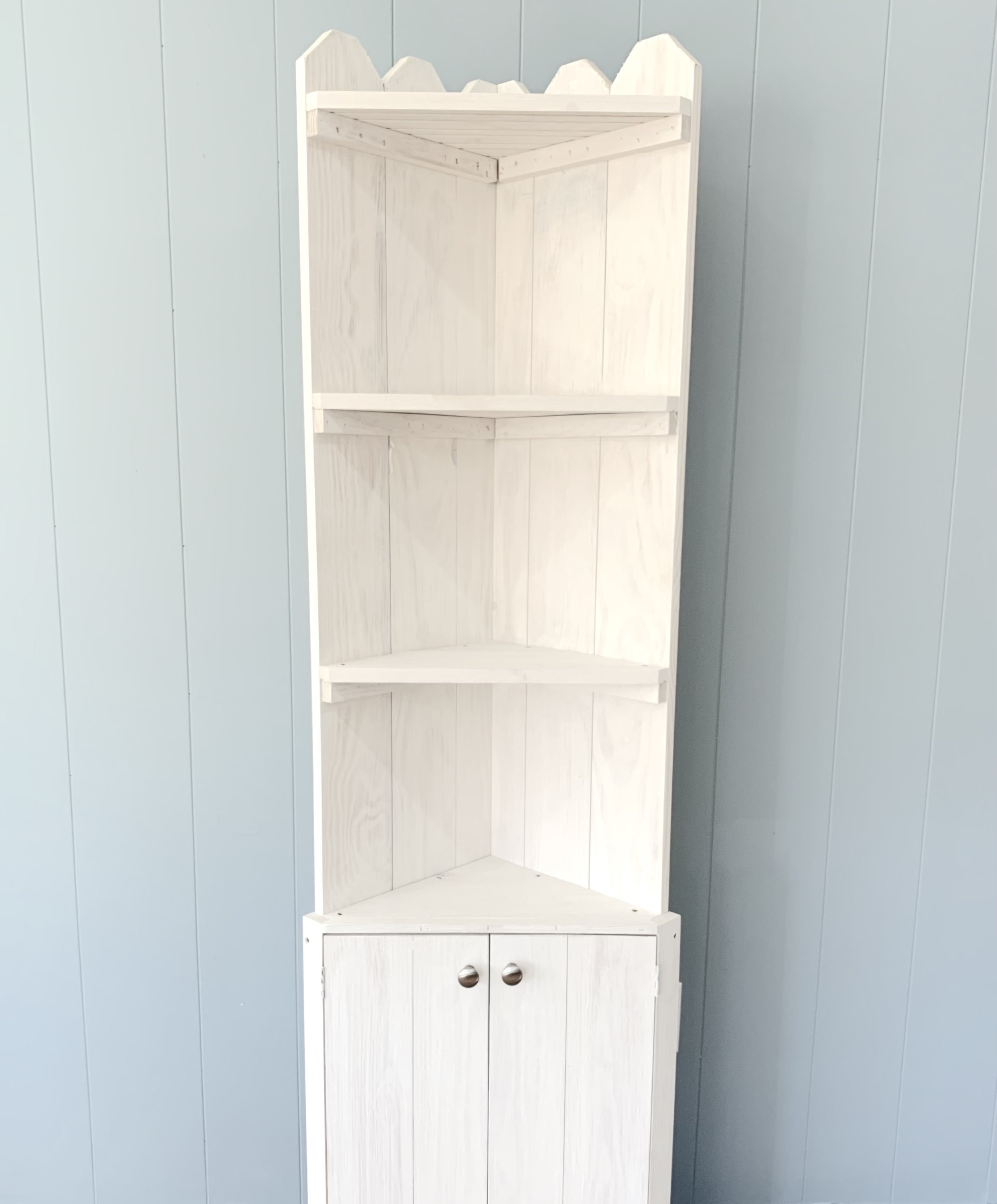 Gabinete de la esquina de la cerca del piquete | Etsy