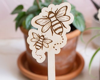 Bumble Bee Plant Stake, Plant Markers, Garden Decor, Plant Accessories, Wooden Plant Stake, Wood Plant Pick, Garden Plant Decor