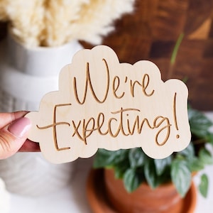 We&#39;re Expecting Sign, Pregnancy Announcement Sign, Wooden Pregnancy Announcement, Baby Announcement Sign, Pregnancy Photo Props, Reveal Sign