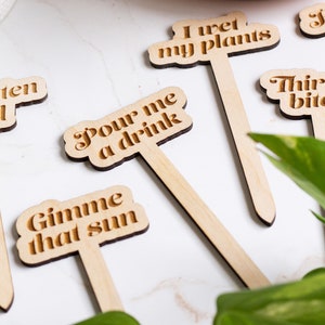Funny Plant Stakes, Plant Markers, Garden Stakes, Garden Decor, Plant Accessories, Funny Plant Markers, Wooden Plant Stakes, Plant Signs zdjęcie 2