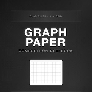 以下が含まれることがあります： グラフ用紙のコンポジションノート。罫線パターンがあります。ノートは200ページで、サイズは21.59 x 27.94 cmです。グリッドは1インチあたり4マスです。表紙は濃いグレーで、白い文字が書かれています。