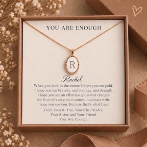 Collier initial avec carte personnalisée « Tu es assez bien »
