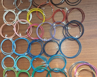 Lederkette mit silberfarbenem Verschluss 2mm in vielen Farben silber Leder Halskette Choker Lederbänder