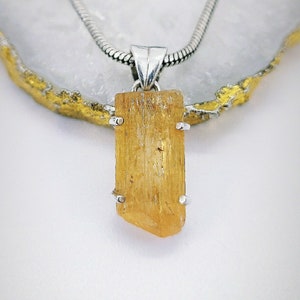 Natural Imperial Topaz Pendant, Gold Topaz, Raw Imperial Topaz, Raw Crystal Necklace, Wiccan Jewelry, Brazil Imperial Topaz, Christmas gift