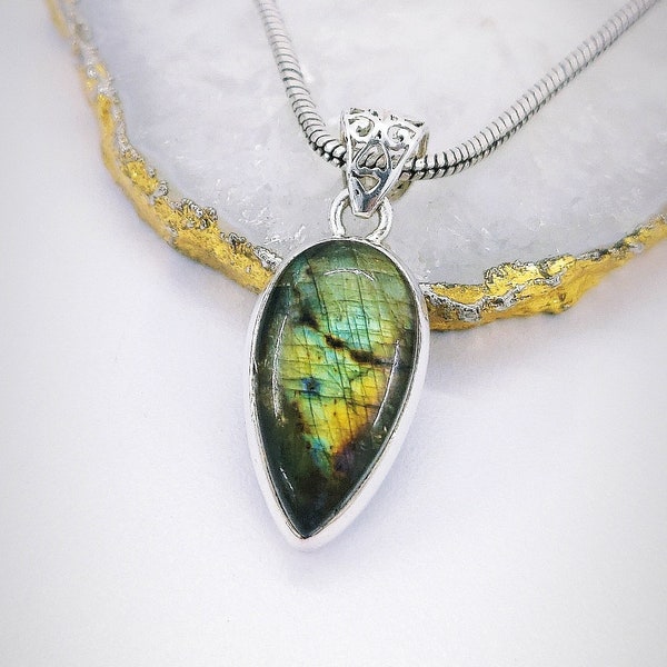 Spectrolite Pendant, 925 Sterling Silver Pendant, Labradorite Necklace, Black Moonstone, Boho Jewelry Anniversary Gift, Christmas Gift