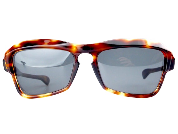 Vintage 1970's Tortoise Shell sunglasses