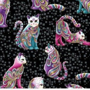 Könnte beinhalten: Schwarzer Stoff mit einem sich wiederholenden Muster aus bunten Katzen, die mit Juwelen und Paisley-Mustern verziert sind. Die Katzen sind in verschiedenen Posen, darunter sitzend, stehend und streckend.