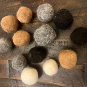 Felted cat toy filled with catnip (set of 2)