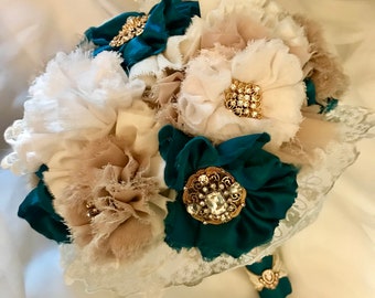 Vintage Fabric Brooch Bouquet, White Gold Bouquets, Beautiful Brooch Bouquet, Vintage Shabby Chic Wedding, Rustic Weddings