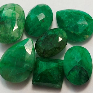 Natural Emerald Green Color Mixed Cut Shape Loose Gemstone Lot Genuine Green Color Emerald Mixed Shape Gemstone D99-1