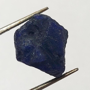 Natural Blue Sapphire African Rough Loose Gemstone F22-3
