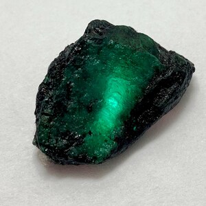 Natural Green Emerald: Natural Zambia Rough Loose Gemstone P33-3 22 CTS 24X15X9 MM