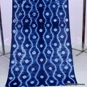 Tela de 1 yardas, hecho a mano en la India, Tie Dye & Shibori, paño de algodón puro, tinte vegetal blanco azul índigo, TIE#032
