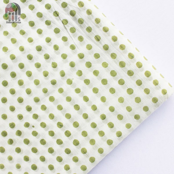 Tissu imprimé à la main en tissu à pois verts, tissu en coton indien, tissu d'impression estampé à la main de couleur végétale naturelle