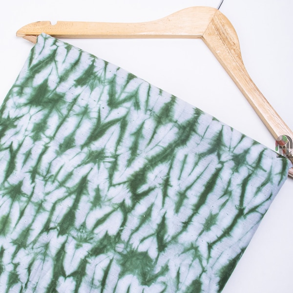 Tissu en coton fait main avec teinture verte, tissu pour vêtements pour femmes en voile shibori, par mètre