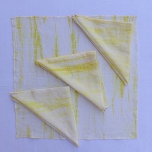 Set di 4 tovaglioli Shibori tie-dye, tovaglioli di cotone stampati a mano, 100% cotone indiano, tovaglioli tinti in colore naturale, decorazioni per la casa TDN#09