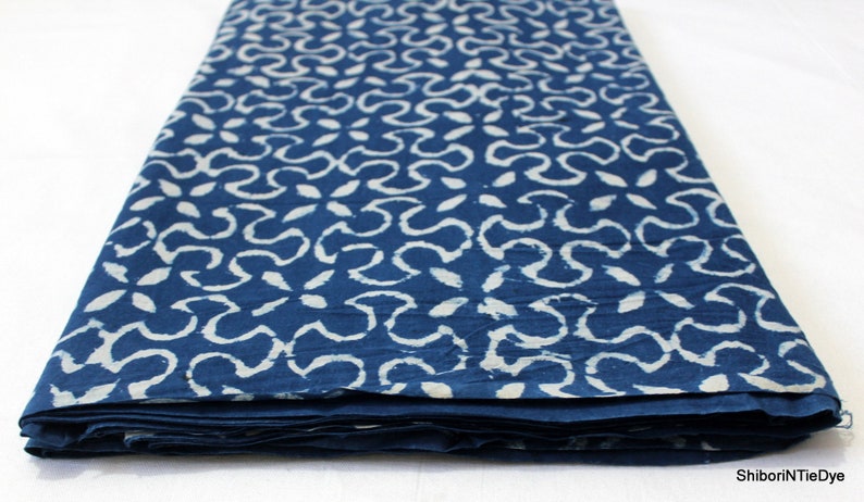 Royal Indigo Blue Natural Vegetable Dye Hand Block Printed Mud Resist Dabu Print 100/% Cotton Soft Indian Fabric By The Yard IBF#118