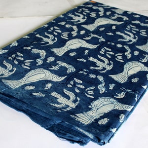 Tissu indigo imprimé en bloc, oiseau, imprimé à la main, tissu indien, teinture végétale naturelle, tissu à coudre, tissu par mètre IBF 08 image 3