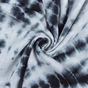 Tessuto 1 Yard, fatto a mano indiano, Tie Dye / Shibori, Panno di puro cotone, Colorante vegetale bianco blu indaco, TIE#16