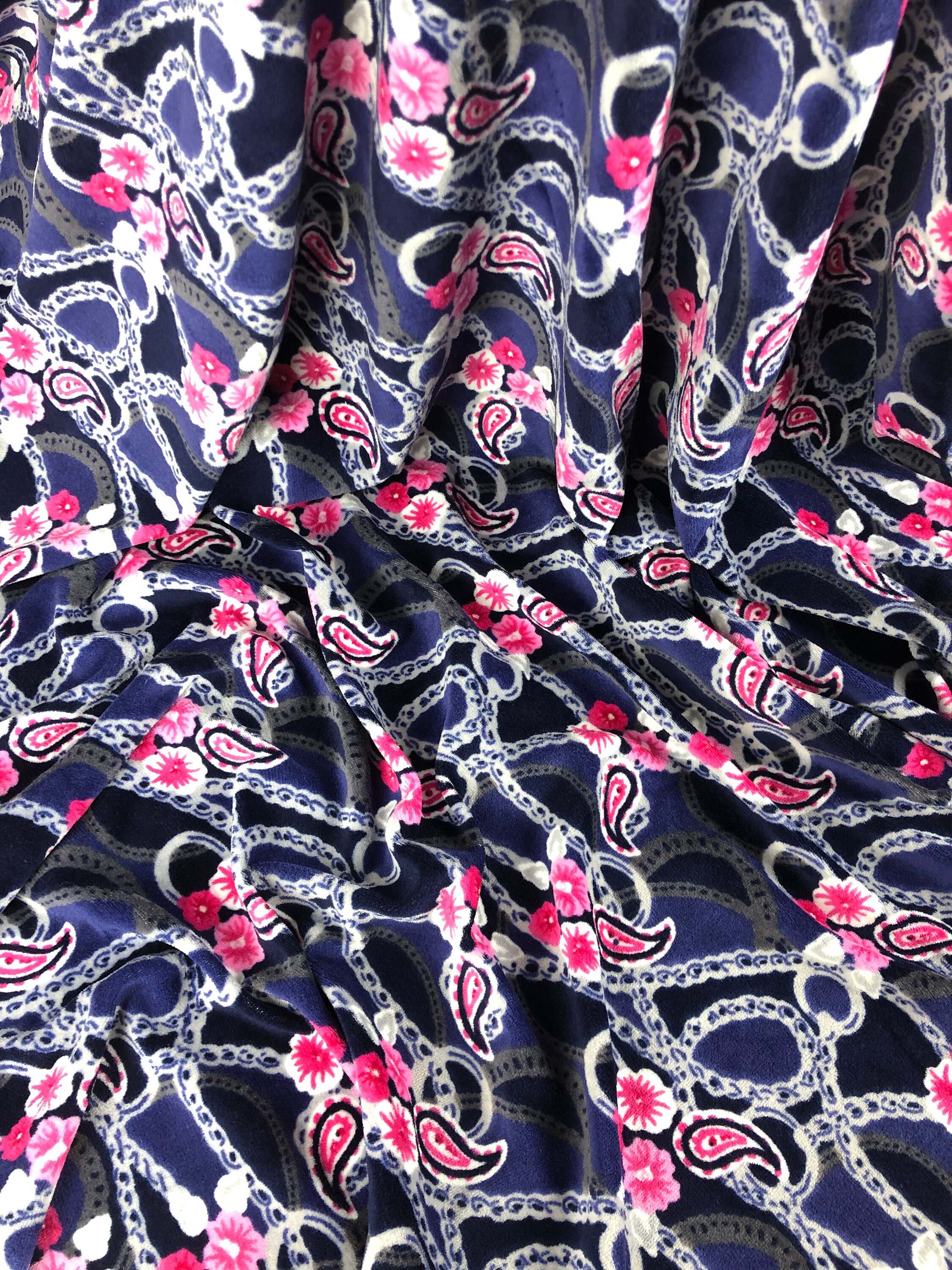 Vintage Floral Print Velvet Knit Fabric Pink Flowers on | Etsy