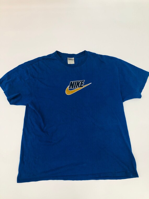vintage nike tshirt