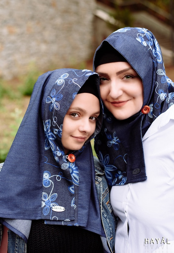 Ready to Wear Hijab Handmade Denim Hijab With Wooden Button Jean Hijab With Internal Pocket Floral Hijab Modern Hijab With Daizies Etsy