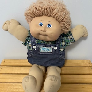 Vintage Cabbage Patch Doll - Free Shipping