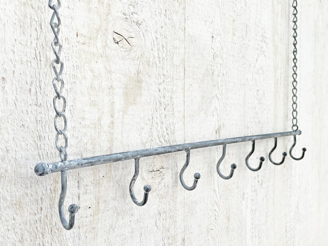 Shabby Hanging Hook Rack With 7 Hooks Made Of Gray Iron Hooks For shabby-hanging-hook-rack-with-7-hooks-made-of-gray-iron-hooks-for