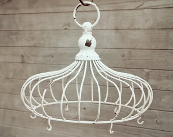 Shabby herb crown metal antique white ceiling crown bacon crown decorative hanger with six hooks made of whitened metal