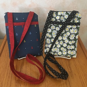 Crossbody Fabric Cell Phone Pouches with Reversible Pocket
