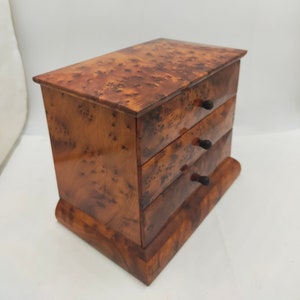 Grande portagioie in legno fatto a mano con tre cassetti, grande portagioie, portagioielli, scatola portaoggetti decorativa, regalo di Natale