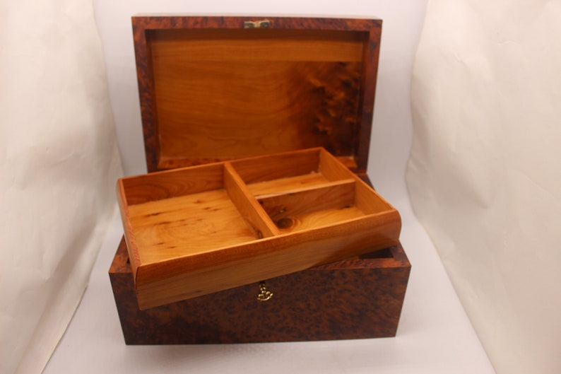 Thuya Wooden Jewelry Box Inlaid With-Mother-Of-Pearl,Moroccan Handmade,Jewelry Organizer Box,Decorative Box,Large Jewelry Box,Storage Box