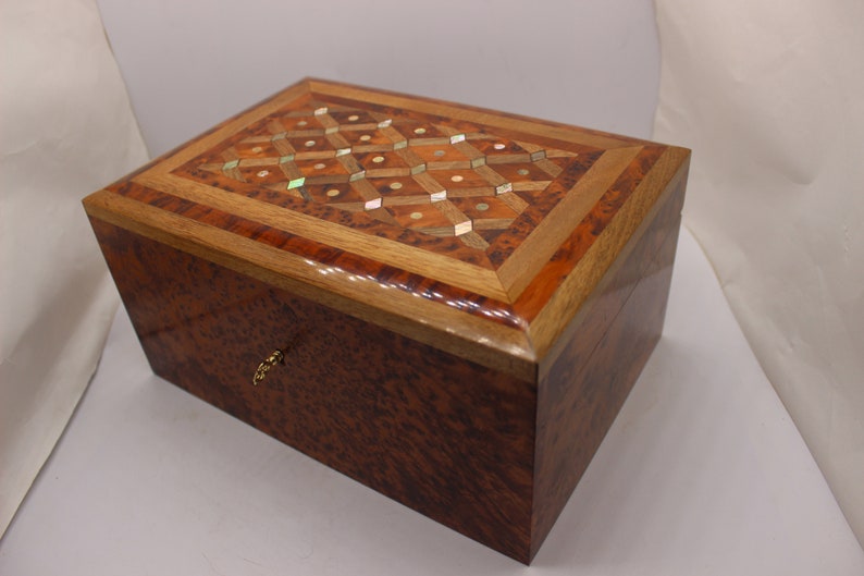 Thuya Wooden Jewelry Box Inlaid With-Mother-Of-Pearl,Moroccan Handmade,Jewelry Organizer Box,Decorative Box,Large Jewelry Box,Storage Box
