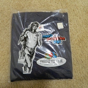 Vintage Retro Mens T Shirt NOS Size Medium 38-40 New in Package