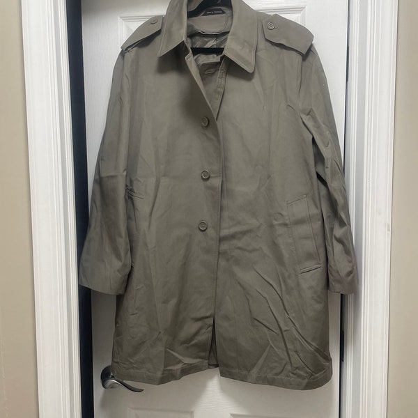 Vintage Retro Oleg Cassini Trench All Weather Coat Men's Size 40 Gray