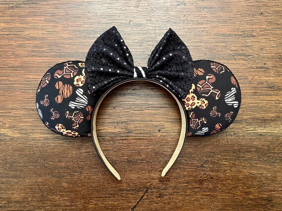Safari Animal Print Minnie Ears / Animal Kingdom Inspired Minnie Ears / Zebra Minnie Ears / Leopard Minnie Ears / Cheetah Minnie Ears