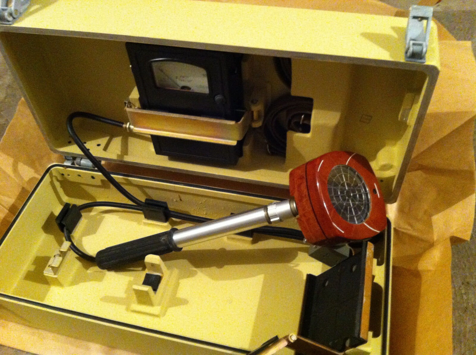 NEW Geiger Counter Dosimeter KRB1 with pancake geiger tube si8b