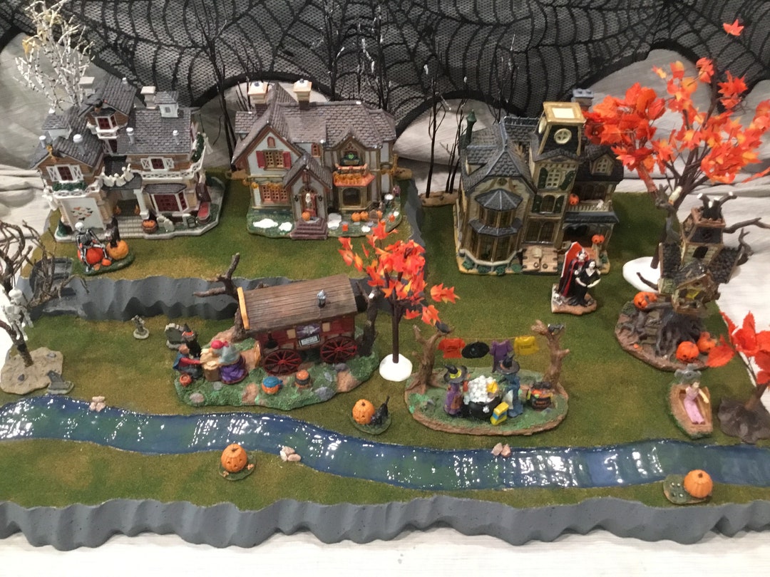 Halloween Village Display Platform W Creek Fits Well Lemax Spooky Town