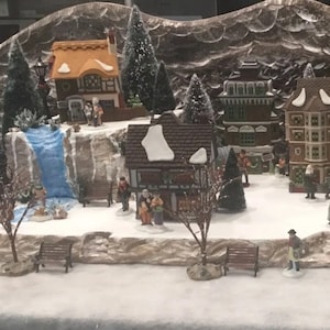Christmas village display platform w waterfall for lemax Dept 56 dickens North Pole and others