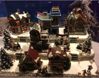 Dept56 ノースポールシリーズ サンタクロース夫妻の家 ライト ハウス 陶器 Amazon.com: Department 56 House ROUTE 1 NP HOME MR & MRS