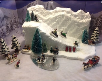 Christmas village display ski slope for Lemax dept 56 Dickens North Pole Xmas villages