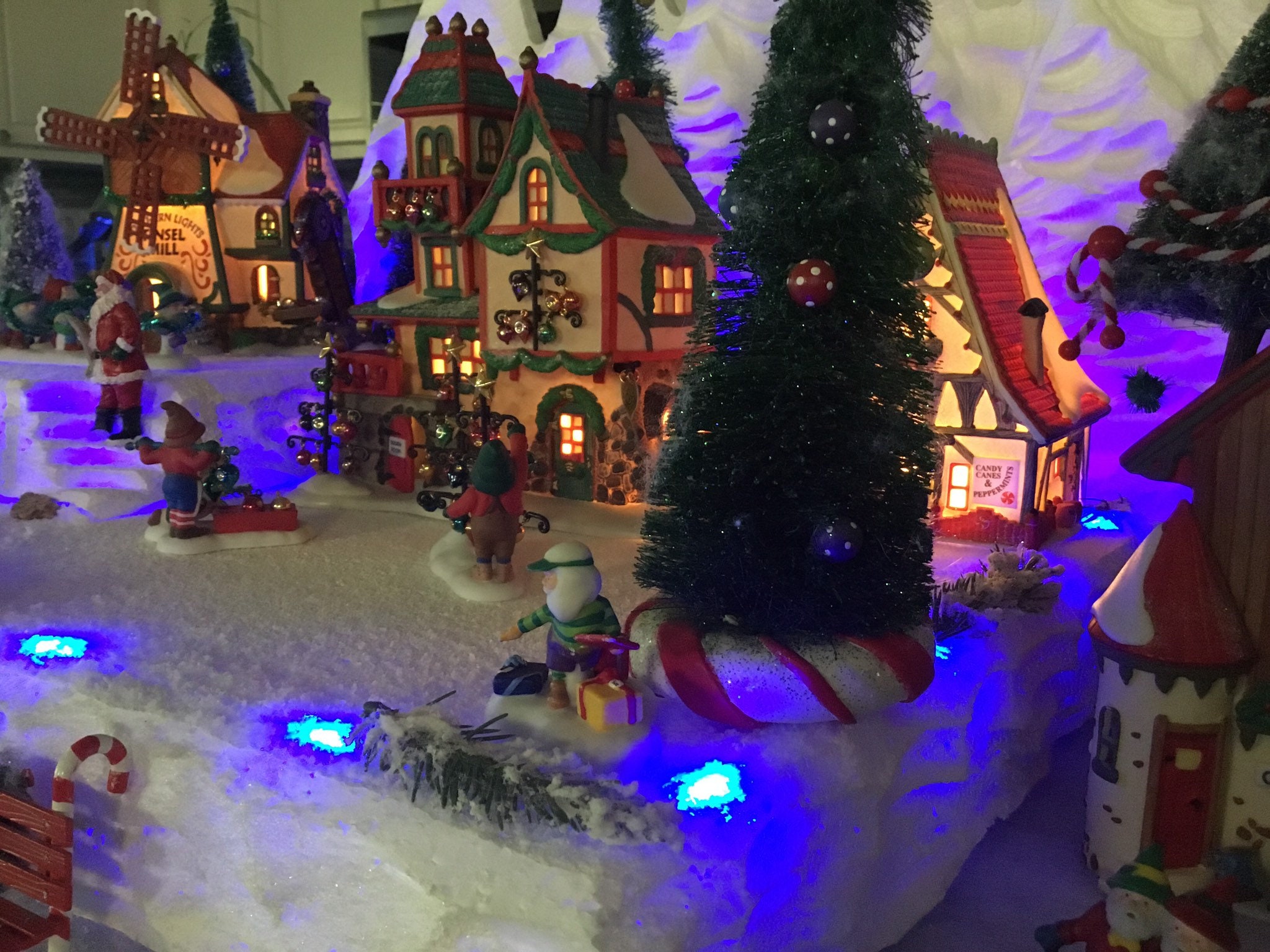 Platform To Hold Christmas Village — Spruce & Fjell