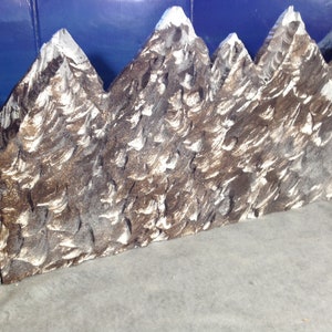 Christmas village display mountain backdrop for Lemax, Dept 56 Christmas village display image 6