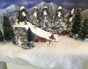 Christmas village display ski slope for Lemax Dept 56 Dickens North Pole Christmas Village collection