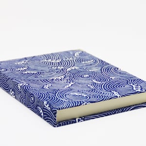 Adressbuch Telefonbuch Welle Blau 17 x 12,8 cm Extra viel Platz adressbook international Buch-Marie