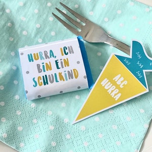 Décoration pour la rentrée scolaire "Hourra, je suis un écolier" bandes de chocolat turquoise/vert