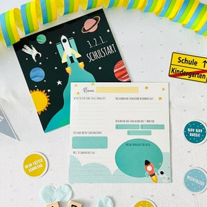 Carte d’invité pour l’inscription à l’école Hurray Je suis un écolier fusée école démarrer ASTRONAUTE