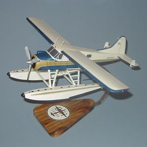 Hidroavión DeHavilland DHC-2 Beaver, modelo de avión de monte, réplica de madera de caoba tallada a mano, exhibición de escritorio