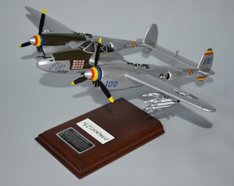 Lockheed P-38 Lightning Putt Putt Maru USAAF fighter plane WWII airplane model hand carved mahogany wood replica desktop display