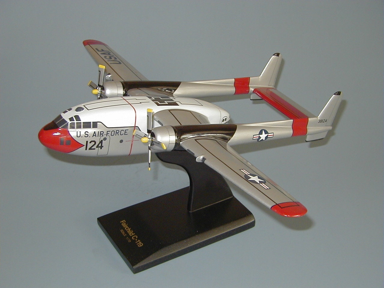 フェアチャイルド C-119 フライング ボックスカー USAF 貨物輸送 フェアチャイルド C-119 フライング ボックスカー USAF 貨物輸送